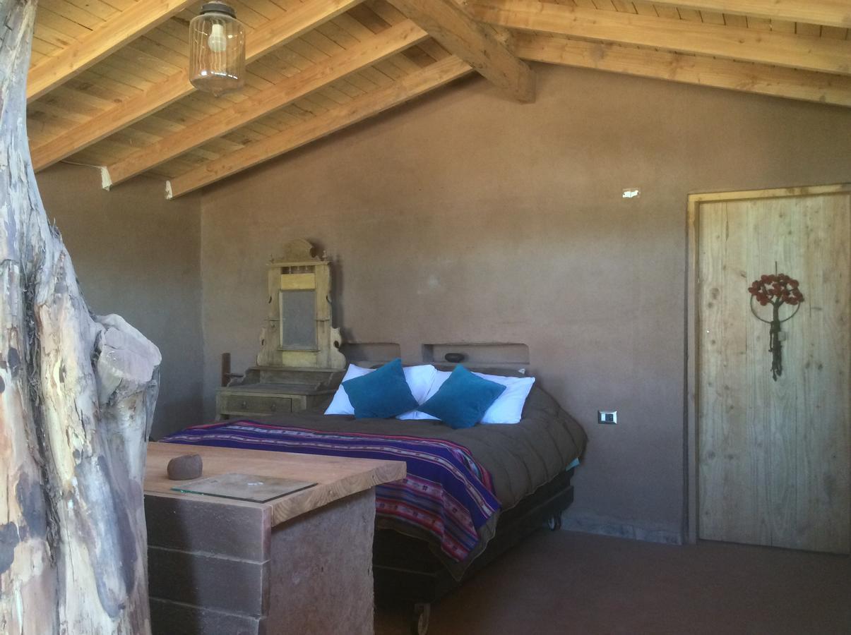 Lodge Vernacular *